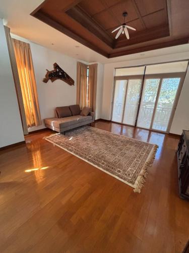 South Pattaya Villa | Vitaly House