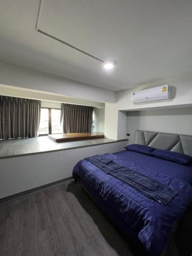 Phra Khanong Nuea Hotel | W71