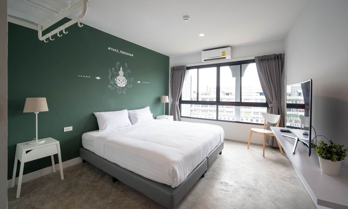 Arun Amarin Hotel | Yaks House Hostel