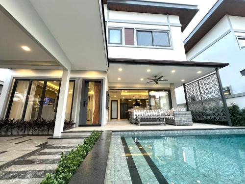 Central Pattaya Villa | Zensiri Luxury 3BDR Pool Villa