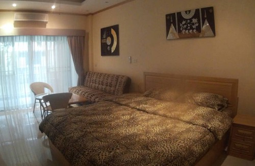Central Pattaya Condo | Baan Suan Lalana Floor 1 Room 110