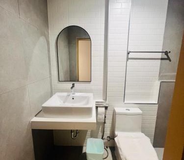 Chonburi Hotel | สราญรัตน์รีสอร์ท