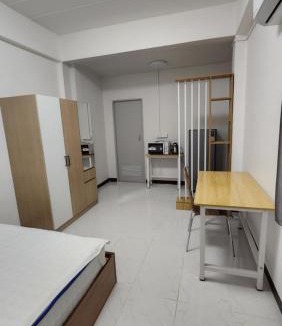 Ongkharak Hostel | หลังมอ อพาร์ตเมนต์สามสาว