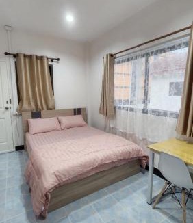 Ongkharak Hostel | หลังมอ อพาร์ตเมนต์สามสาว