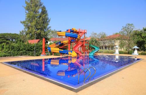 Nakhon Ratchasima Hotel | โกลเด้นแลนด์รีสอร์ท