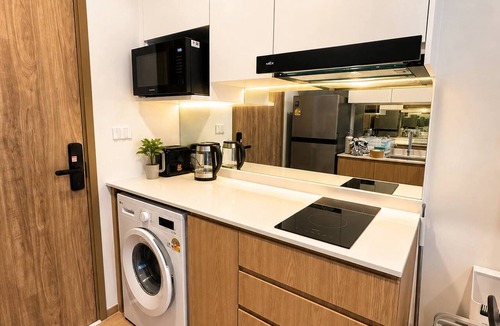 Ladprao Condo | 1Br Condo for Long stay in Ekkamai–Ramindra