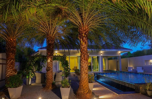 Krabi Villa | 3 Bedroom Platinum Pool Villa Smooth as Silk