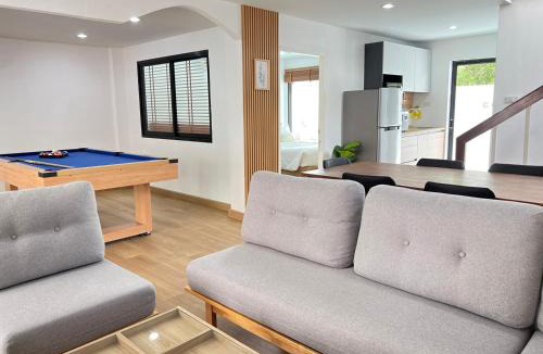 Saen Suk Villa | 3 Bedroom Pool Villa, Cozy House, Wonnapha Beach, Bangsaen