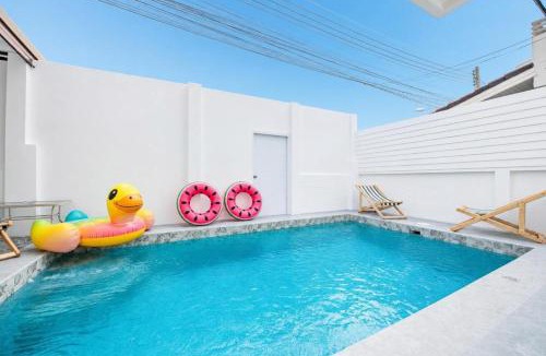 South Pattaya Villa | 3 Bedroom Pool Villa Royal Park Village Pattaya