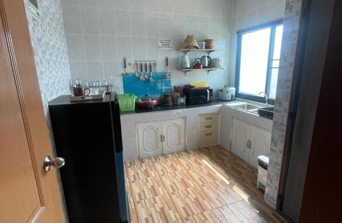 Sattahip Villa | 3BR Private Pool Villa Near Sattahip Beach