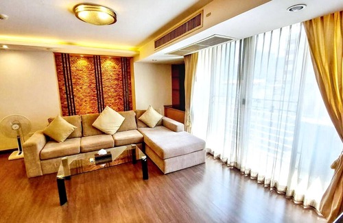 Khlong Toei Nuea Condo | 5B - Short-Term Rental Allowed - Downtown Bkk Serviced Apartment