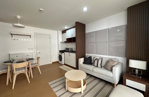 Khlong Toei Nuea Apartment | 6th Avenue Sukhumvit BKK Two Bedrooms BTS Asok Nana MRT Sukhumvit