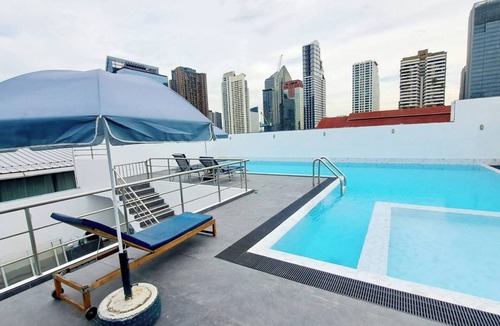 Khlong Toei Nuea Condo | 7B 5 Bedrooms Penthouse Downtown Serviced Apartment with shared Pool