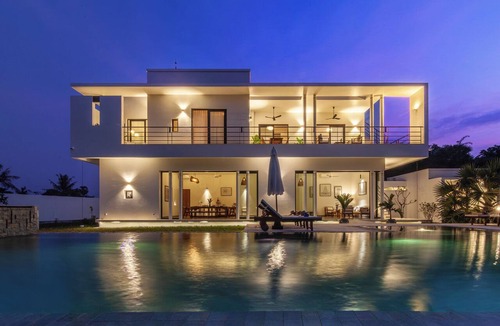Siem Reap Villa | 7BR Grand Modern Villa, Private Pool Estate