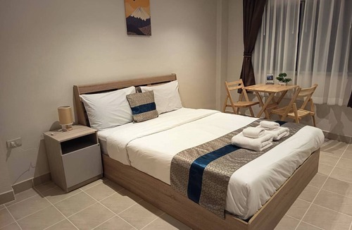 Pratumnak Hill Bed & Breakfast | Amai Pancakery and Residence