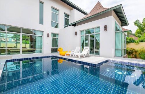 Na Chom Thian Villa | AnB-Glass House pool villa-3BR close to Jomtien beach