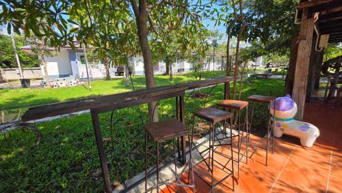 Uthai Thani House | Araya Cottage