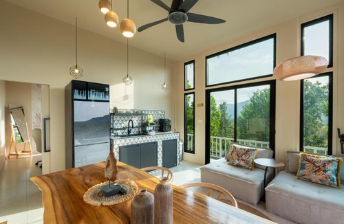 Wok Tum Villa | Archie Paradise View