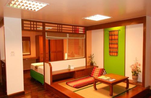 Thung Maha Mek Hotel | B.S. Court Hotel Sathorn