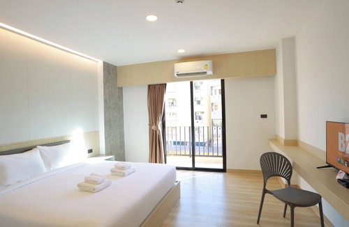 Saen Suk Hotel | B2 Bang Saen Premier Hotel