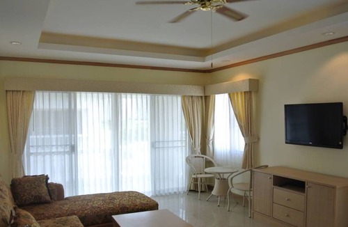 South Pattaya Condo | Baan Suan Lalana Tc Floor 5 Room