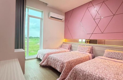 Ongkharak House | Baan Suan Lung Mun