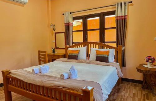 Chong Kham Resort | Baanphuthadol