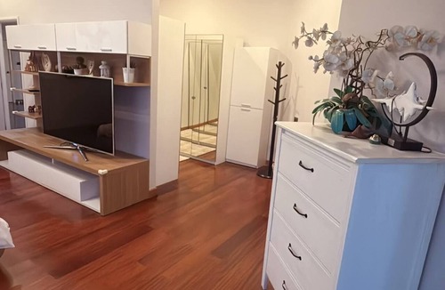 Huai Khwang Condo | Bangkok Penthouse Escape Near MRT
