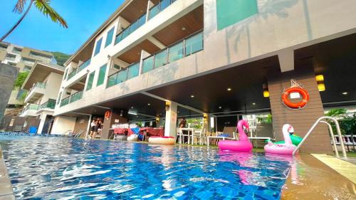 Patong Hotel | Baramee Resortel