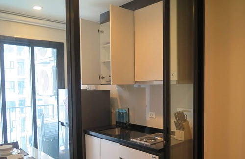 Central Pattaya Condo | Base Pattaya - One BR Condo with pool view near Central Festival Pattaya