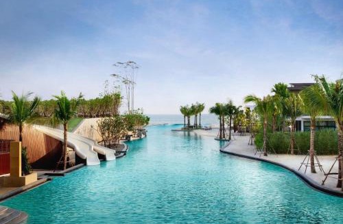 Chakphong Apartment | Beach Penthouse - 3 BR, Jacuzzi, Marriott pool access