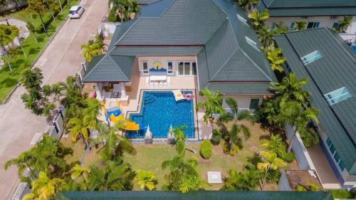 Huai Yai Villa | Bunny House Pool Villa Na Jomtien