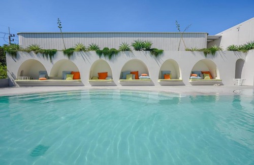 Koh Lan Resort | cara cara resort