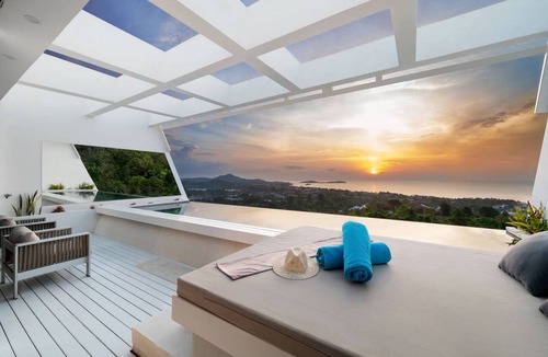 Bophut Villa | Central villa with mountain & sea view