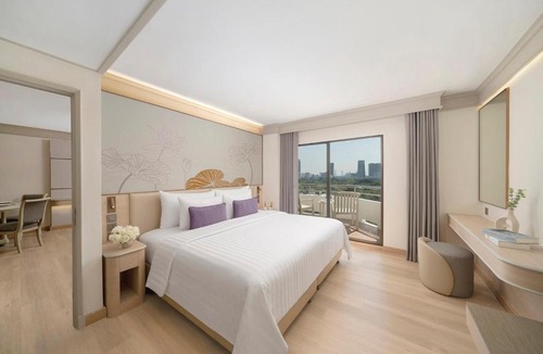 Nana Hotel | Centre Point Sukhumvit 10