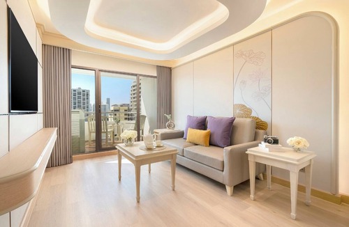 Nana Hotel | Centre Point Sukhumvit 10