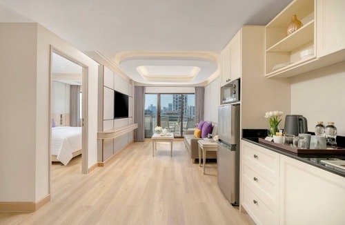 Nana Hotel | Centre Point Sukhumvit 10