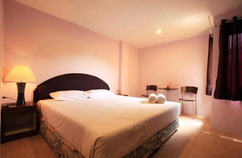 Hua Hin Hotel | Chaba Chalet Hotel