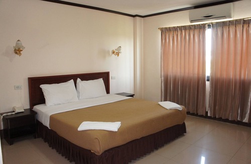 Vientiane Hotel | Chaleunehoung Hotel