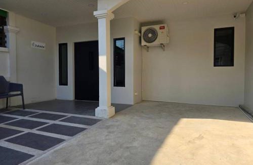 Nuanchan House | Charming 3-Bedroom House in Bueng Kum, Thailand