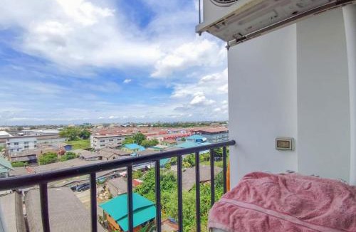 Krathum Baen Apartment | Condo Tulip Square at Aomnoi