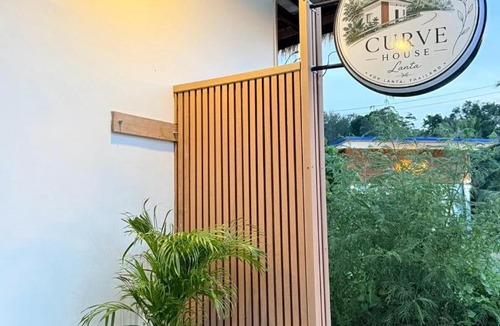 Ko Lanta Hotel | Curve House Lanta