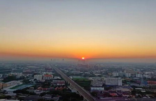 Suan Luang Condo | Designer's home 250M to airportline Nr Asoke terminal21