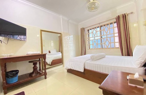 Prampir Makara Hotel | Empire House Phnom Penh