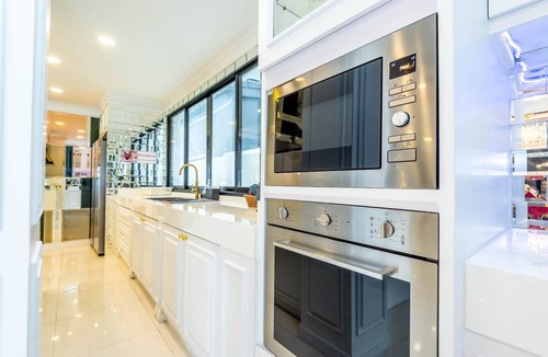 South Pattaya Villa | Exquisite Pool Villa K