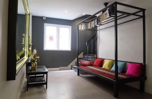 Talat Noi Hostel | Four Sisters Hostel