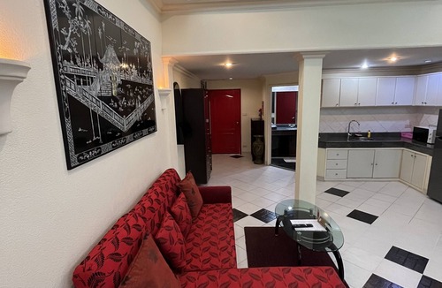 Pratumnak Hill Apartment | Freeway Pattay make you feel as home