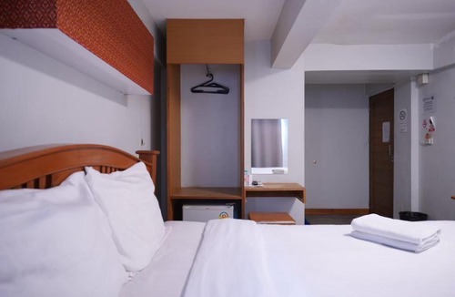 Chana Songkhram Apartment | Goinn Khaosan Road - ถนนข้าวสาร