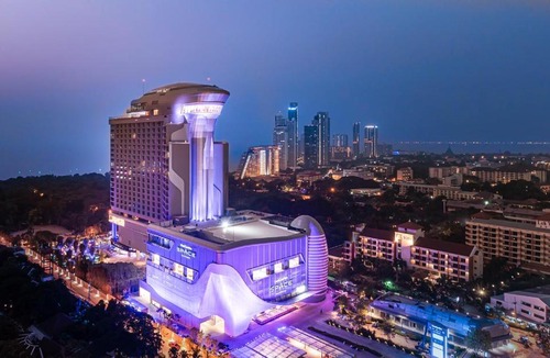 North Pattaya Hotel | Grande Centre Point Space Pattaya