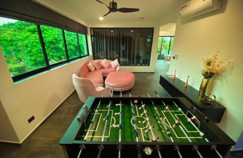 South Pattaya Villa | Gray Stone, Luxe Villa Jomtien